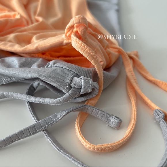 NEW Lot of 2 Old Navy Active Loose Fit Athletic Racerback Tank Tops, Small - Picture 10 of 14